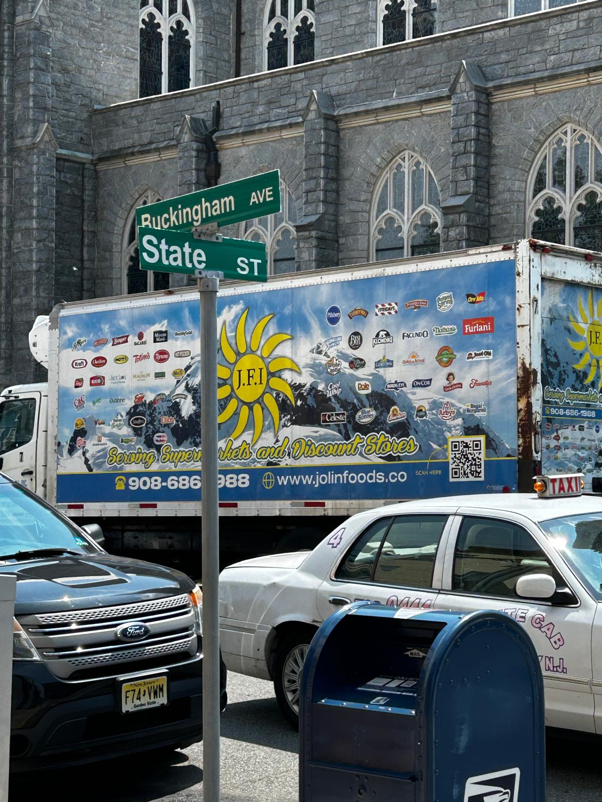 Refrigerated delivery truck loading wholesale frozen food